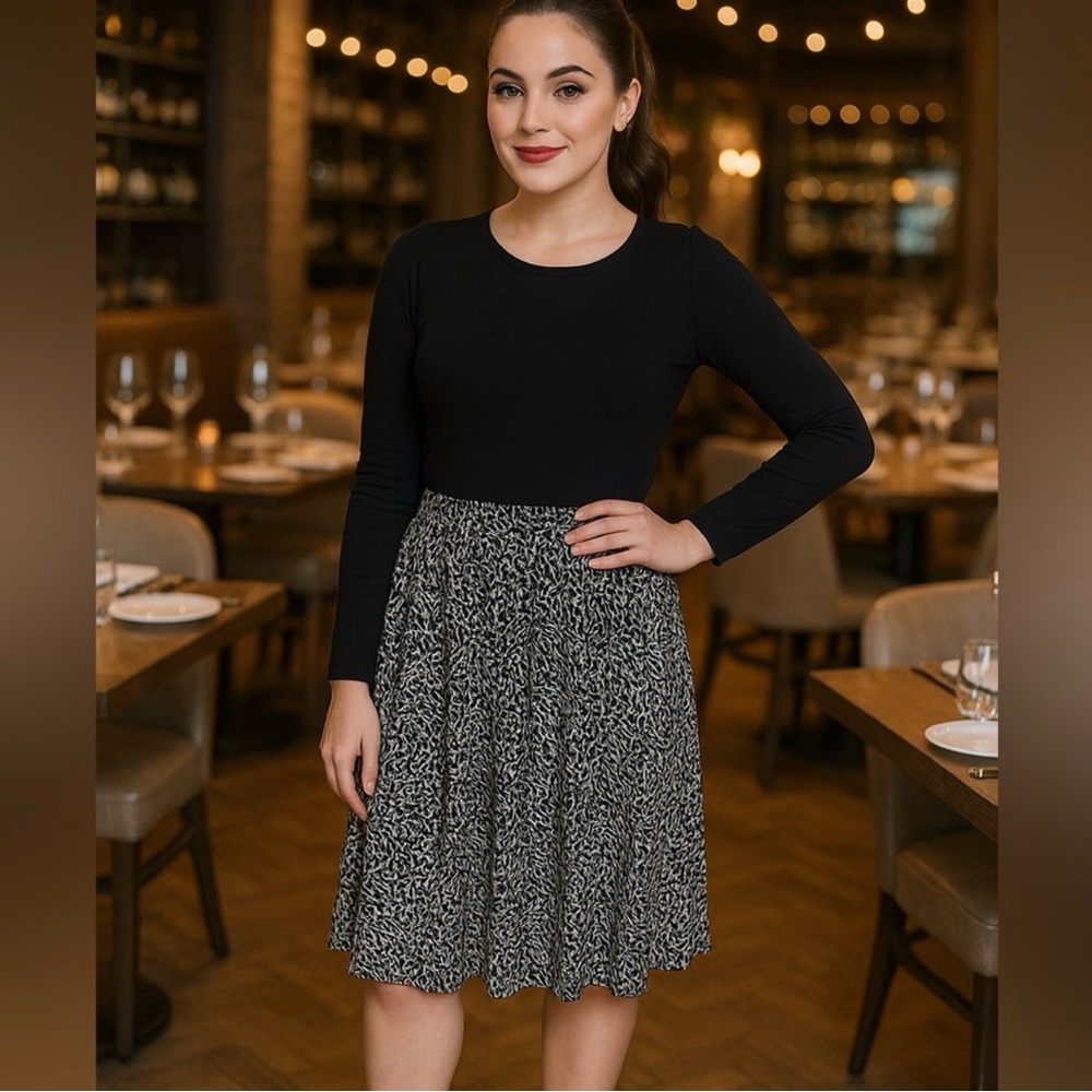 Jones New York Black and White Patterned Skirt